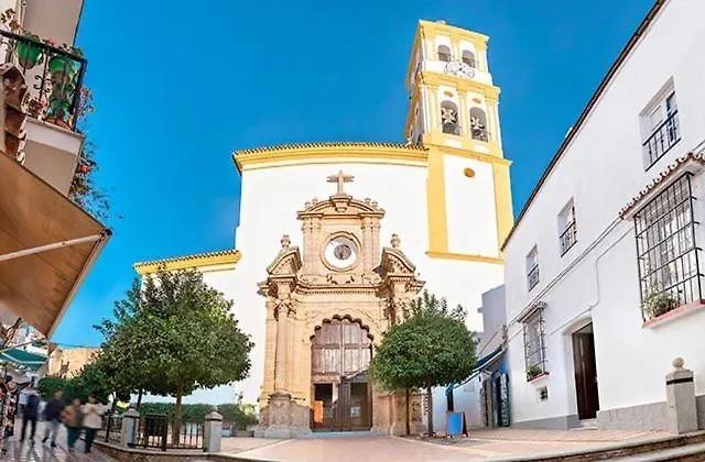 Cozy 2-Bed 2-Bathroom Apartment In Marbella Town Centre
