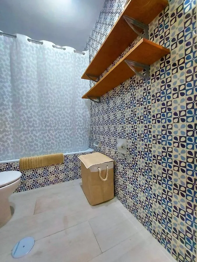 Cozy 2-Bed 2-Bathroom Apartment In Marbella Town Centre