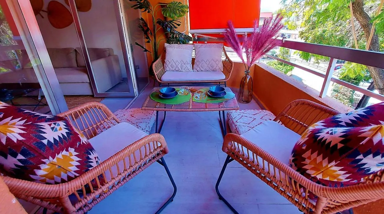 Cozy 2-Bed 2-Bathroom Apartment In Marbella Town Centre Spain