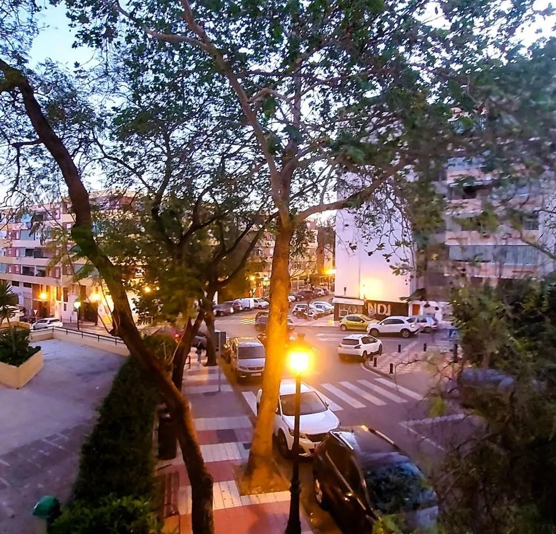 Cozy 2-Bed 2-Bathroom Apartment In Marbella Town Centre